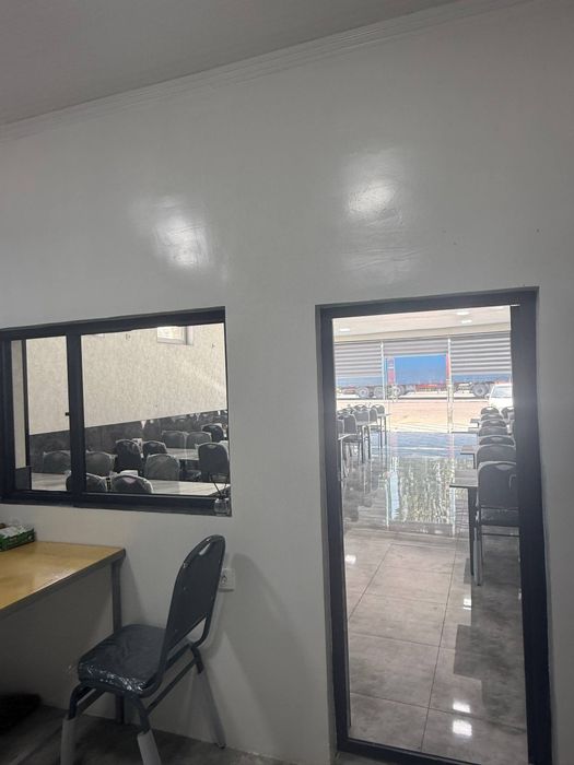 Biznesga tayyor joy arendaga beriladi kecha kunduz odam boladi trasada
