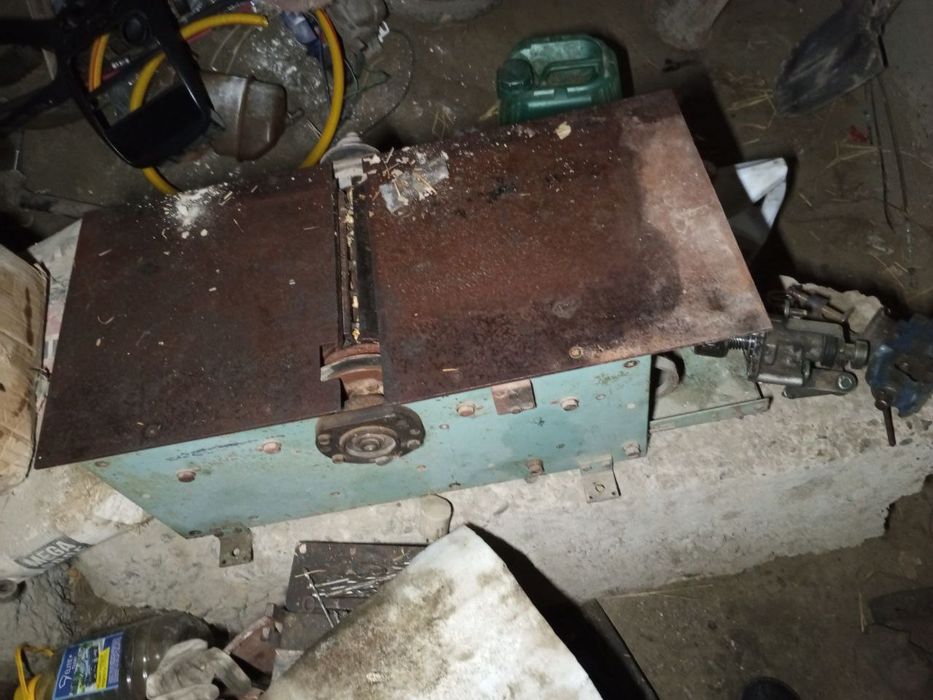 Станок сотилади рабочи