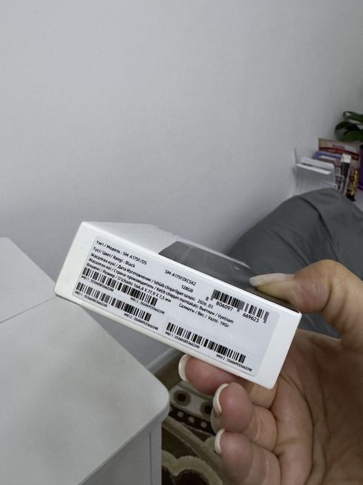 Продам Galaxy A17, 256 новый