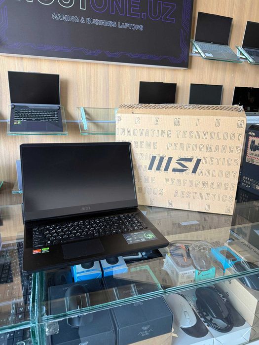Noutbuk MSI Alpha 17  R9-7945HX RTX 4070  16/1 TB  17.3" QHD 240Hz