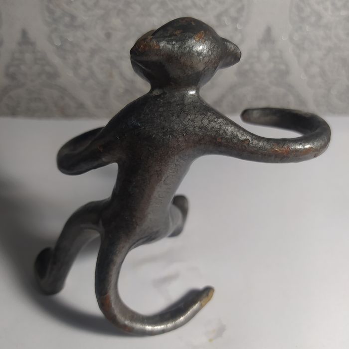 Бронзовая обезьяна для специй