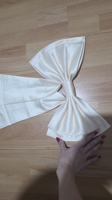 Funda mare crem cu ac