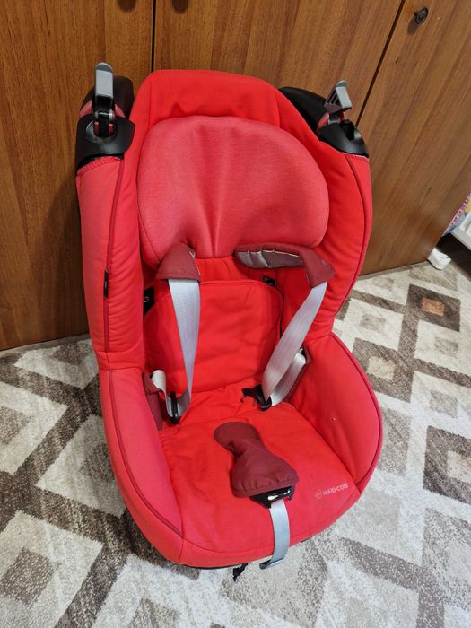 Scaun auto rosu, Maxi Cosi, Tobi, 9-24 kg