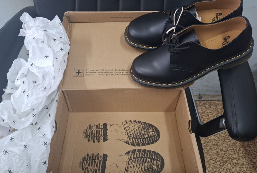 Dr. Martens 1461 НОВИ 43 номер