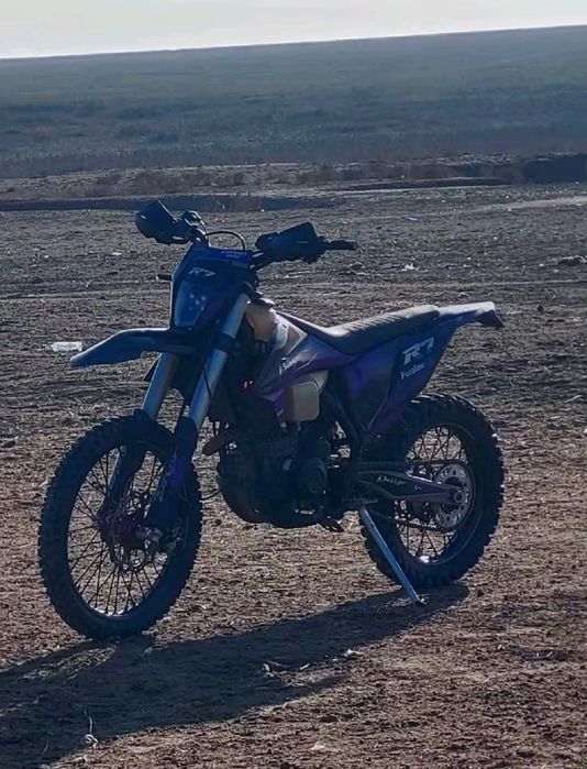 Мотоцикл Baige R7