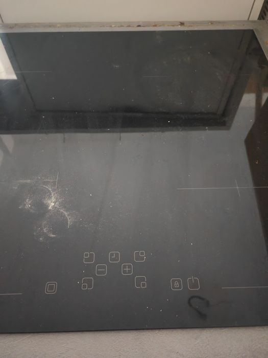 Vând  set plita inducție, cuptor electric consum redus  aproape noi