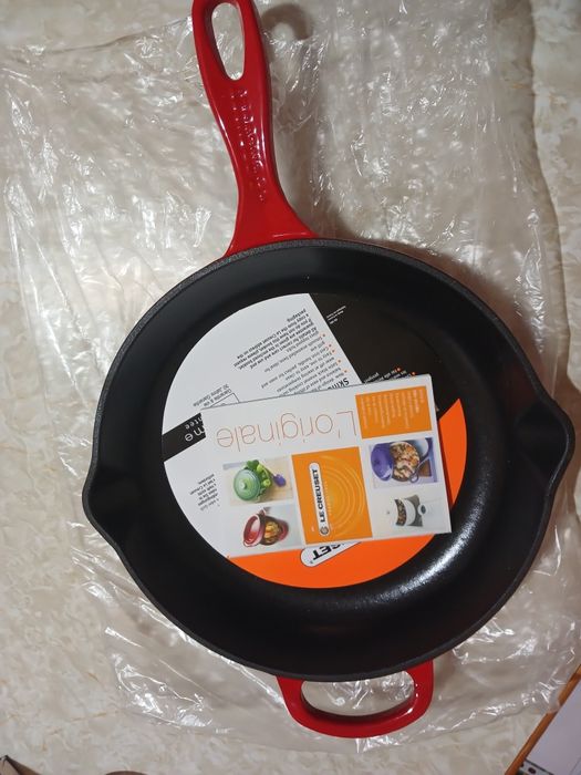 LE CREUSET чугунная сковорода