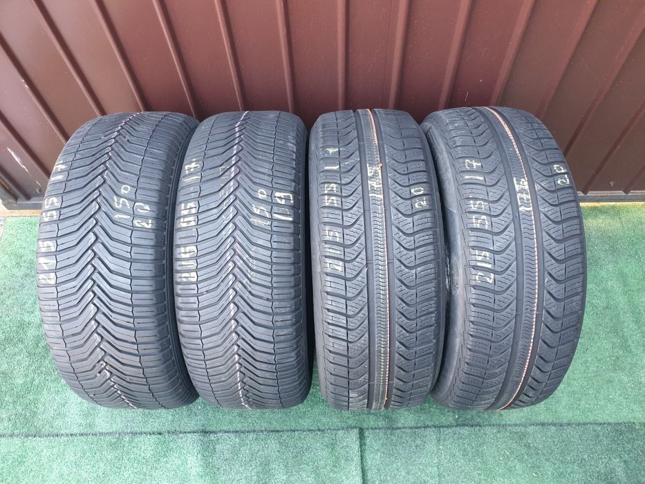 215.55.17 2x Michelin 2x Pirelli