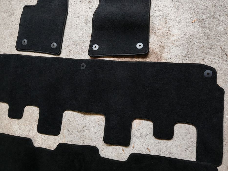 Продавам оригинални  стелки за Ford Transit Custom