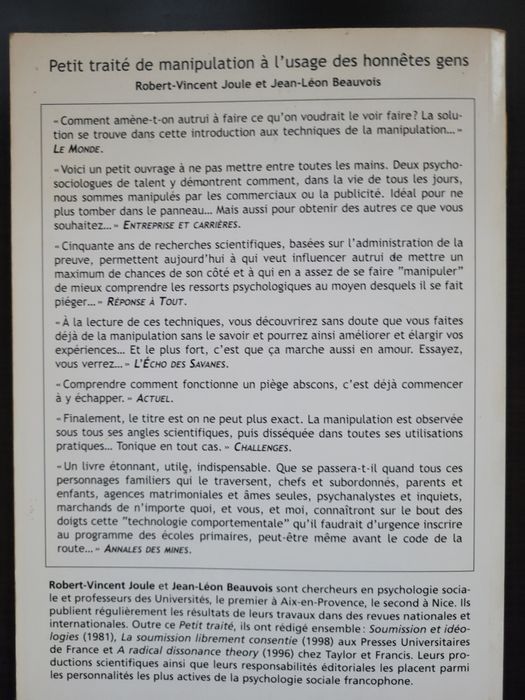 Пет известни заглавия на различна тематика на френски език на френски
