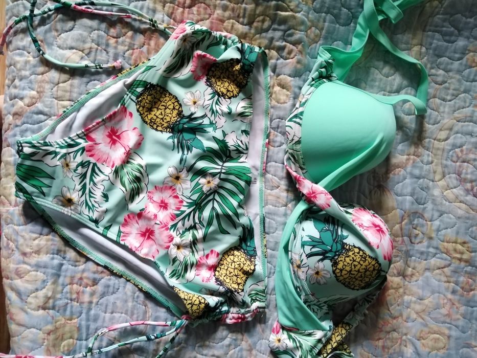 Продам купальник новый 54-56 размер