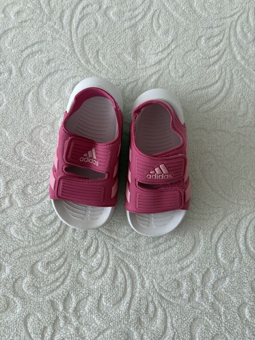 Детски сандали за момиче