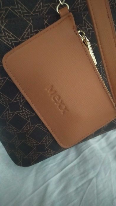 Дамска чанта MEXX