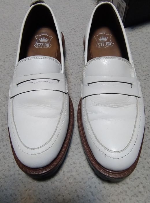 Pantofi albi piele 38