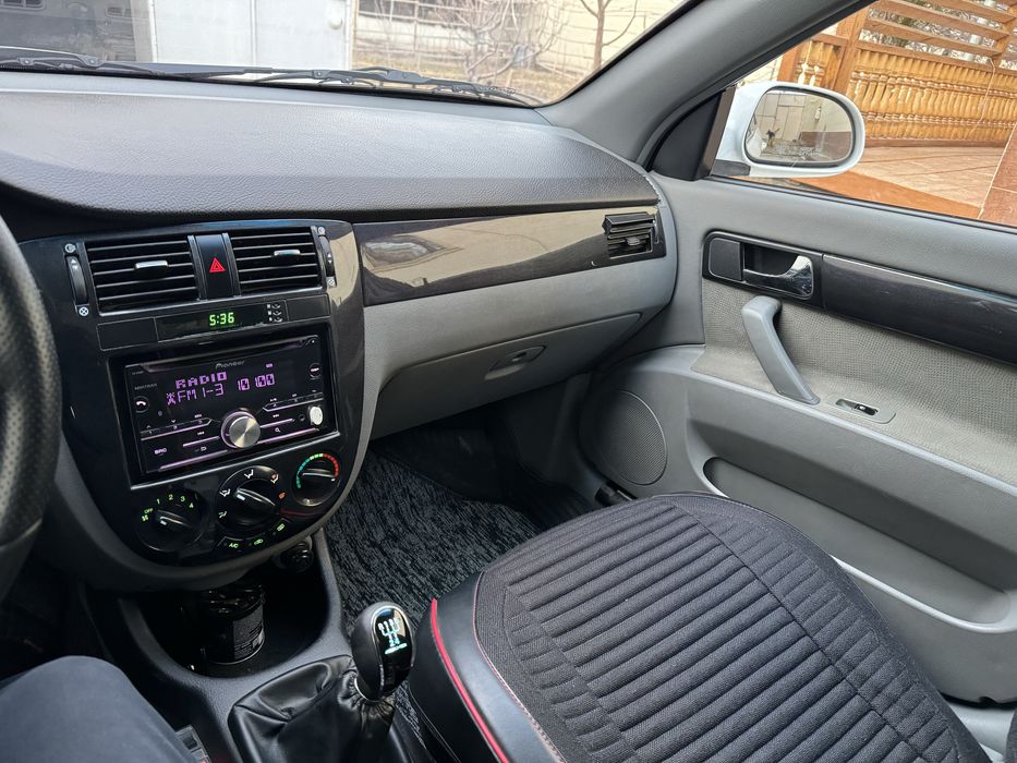 Жентра равон авто