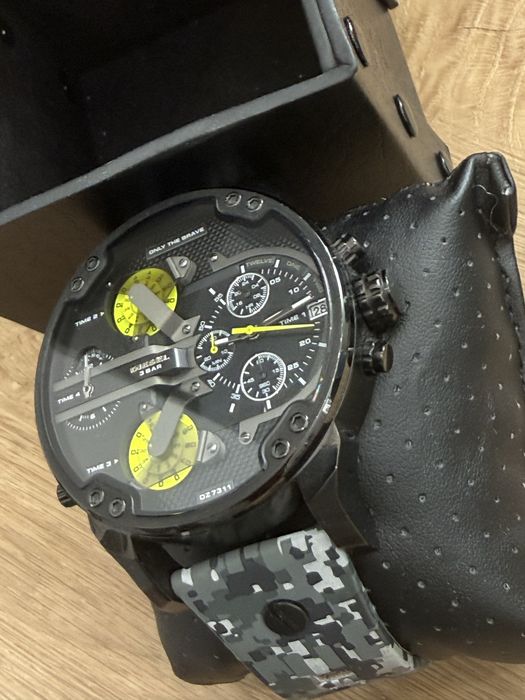 Мъжки часовник Diesel Mr Daddy 2.0 DZ7311