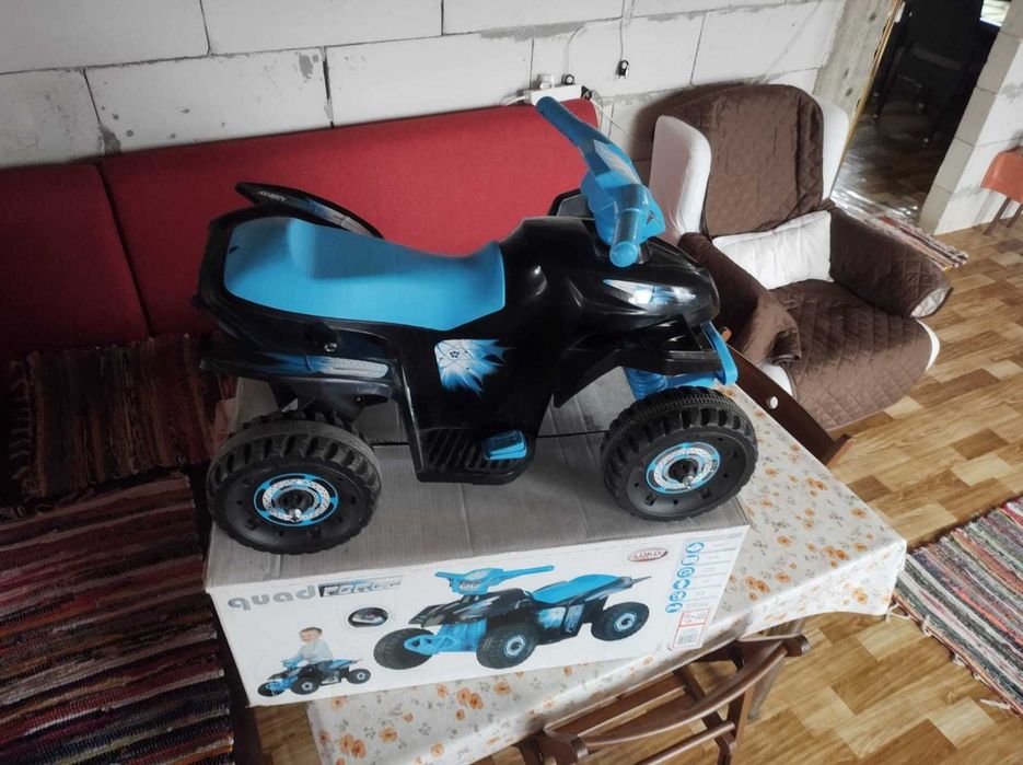 Masinuta electrica copii