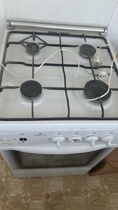 Продам газовую плиту в отдичном состоянии
