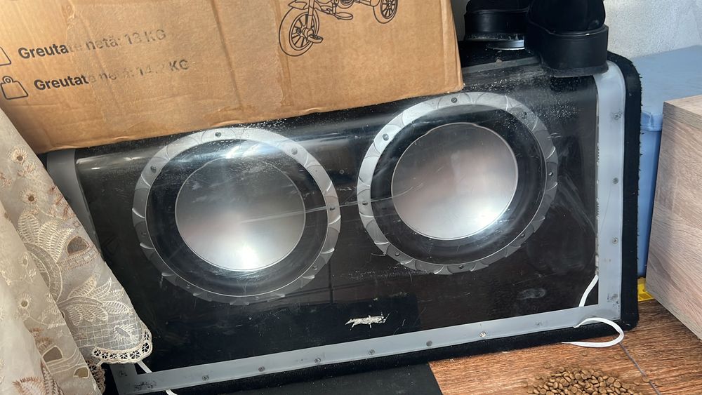 Subwoofer complet cu stație 2700w