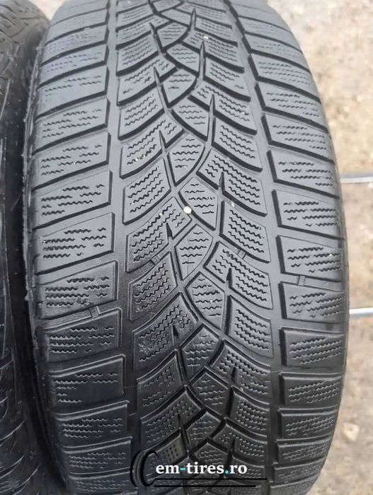 SET 2 Anvelope Iarna 215/50 R17 GOODYEAR UltraGrip Performance 95V