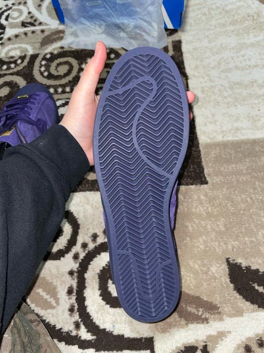 Кроссовки адидас