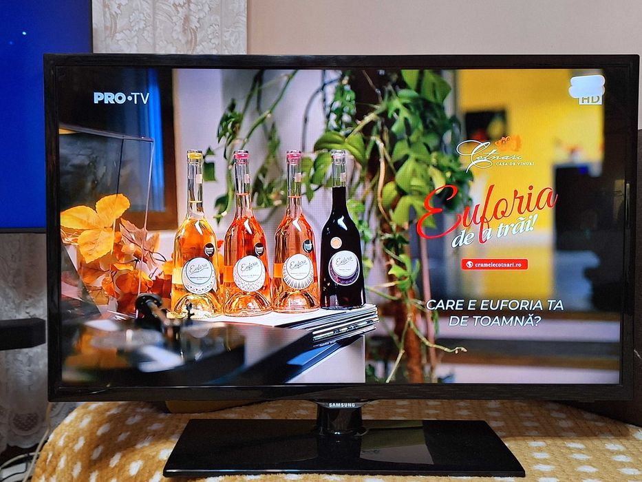 Televizor Samsung 81 cm (32 inch) UE32F5000AW - FULL HD