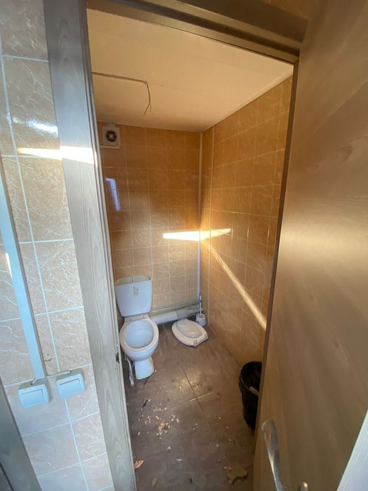 Туалет три комнаты  10.5 м²