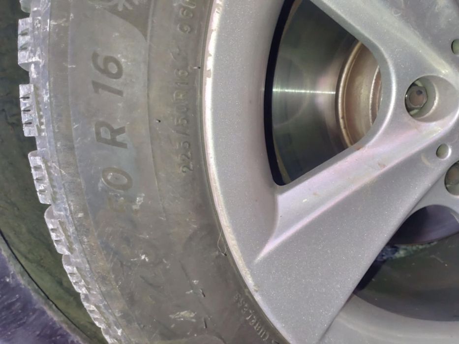 Зимни гуми с джанти 5 120 16 Michelin alpin 6