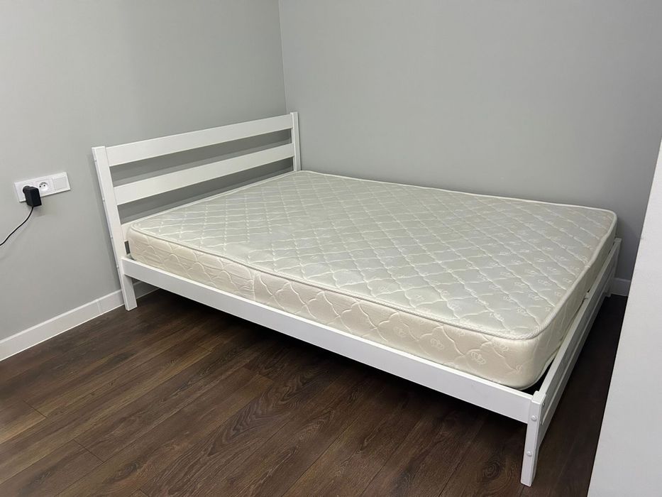 Продам кровать