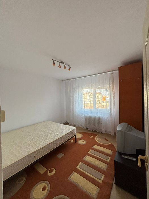 Închiriez apartament cu 2 camere zona Dedeman