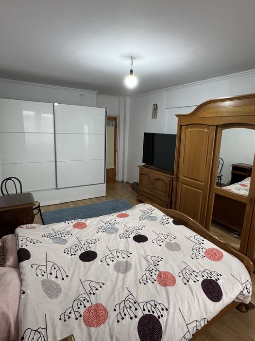 Inchiriez apartament Popa Sapca