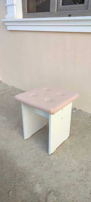 Пуфик кухни учун стол обеденный