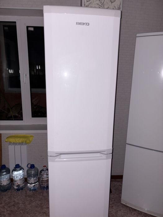 Продам холодильник