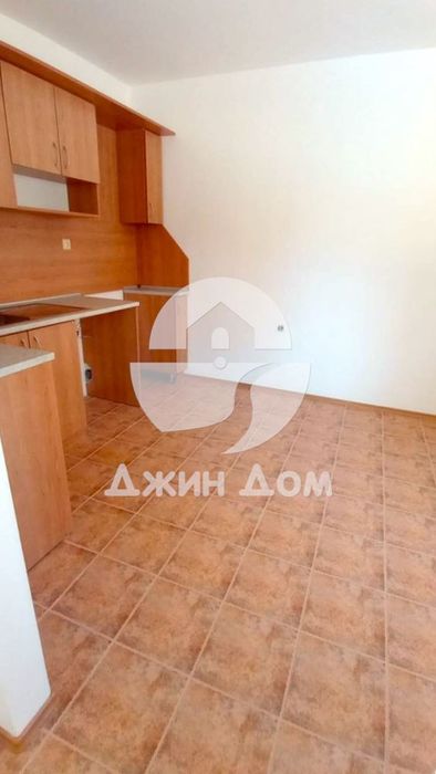 Продава се Тристаен апартамент в Свети Влас - 60 кв.м за 1047 €/кв.м - Снимка #2