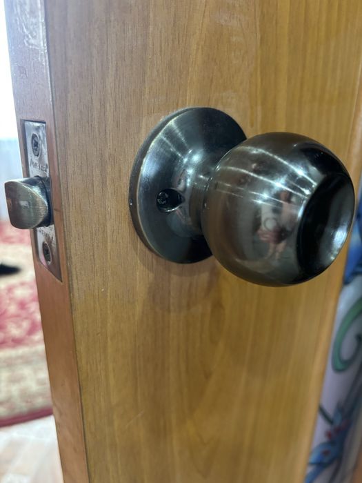 Продам межкомнатные двери