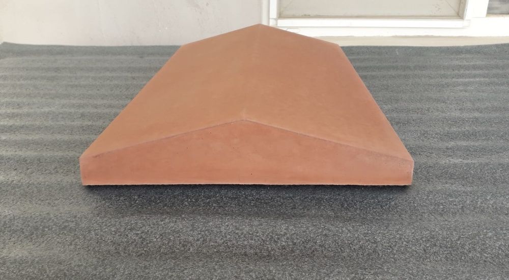 Stoc Nou! Capace pentru stalp gard / Coame gard din beton