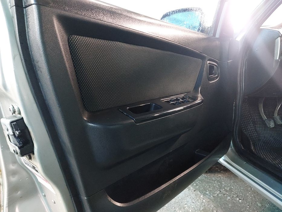 Nexia 2 sons Metan bor 4 balon pachka pult,polik,chexol,mafon,kalonka.