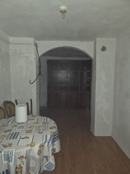 De vanzare apartament 2 camere decomandat, 54 mp, bl. C4, sc. 1, et. 3