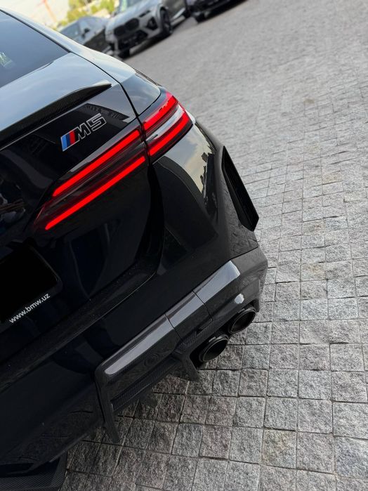 Продам BMW M5 G90