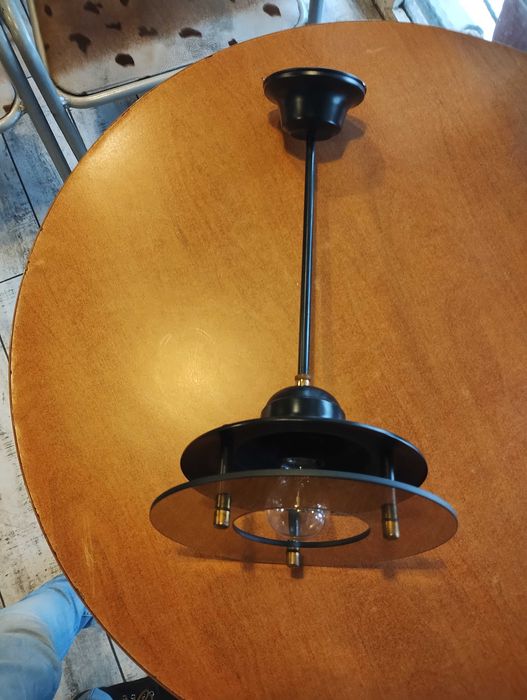 Продава черен, абажур, полилей