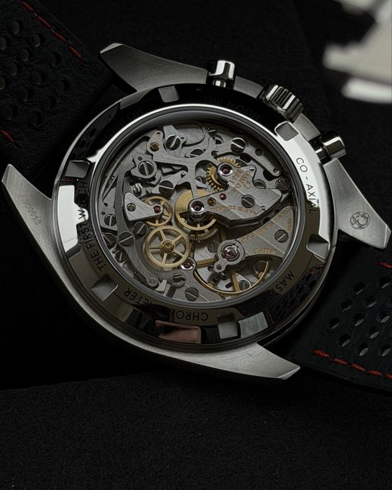 Omega Speedmaster Moonwatch Professional