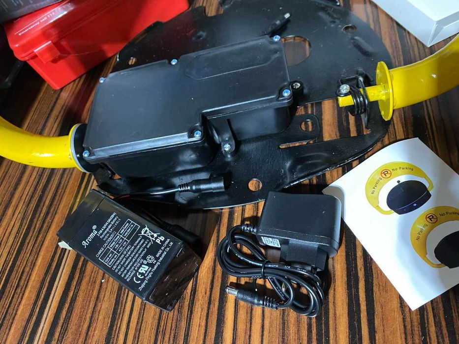 BLOCATOR Parcare INCARCARE SOLARA/priza, acumulator 4V-4.5Ah, Alarma