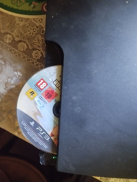 PS3 с диском ГТА5 в рабочем состоянии