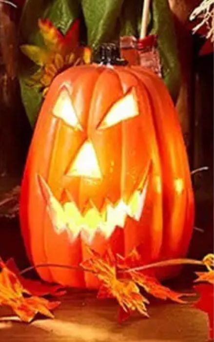 Продается светильник-тыква для Хэллоуина