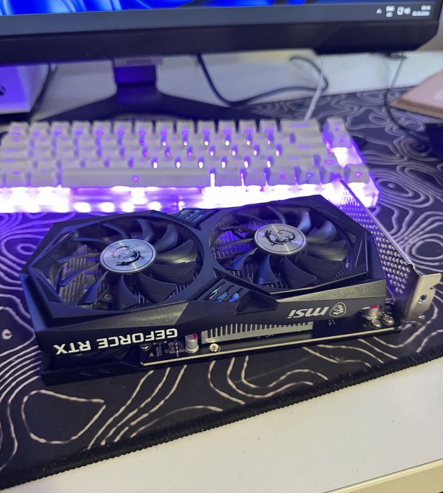 Vând RTX 3050 6GB – stare foarte bună