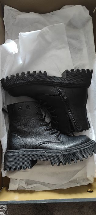 Ботинки димесезонные