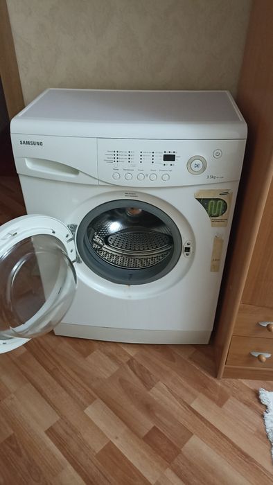 Продам стиральную машину Samsung
