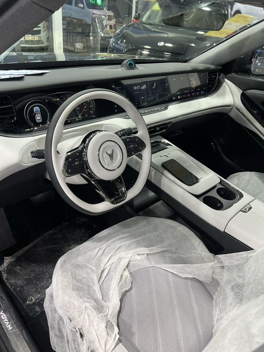 Voyah Free 2025 4 sek/100km