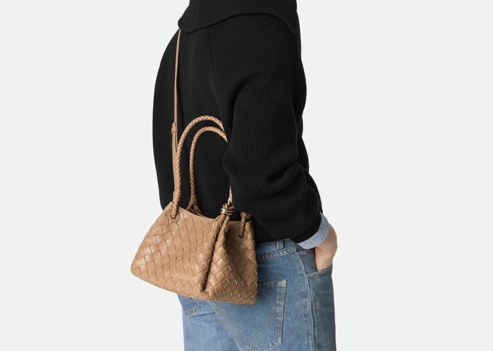 Дамска кожена чанта