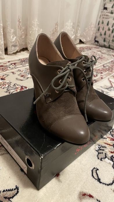 Демесезонные ботинки